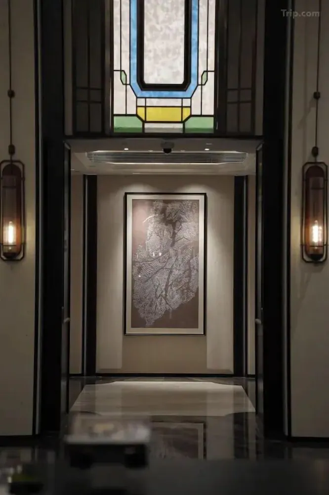 Elevator