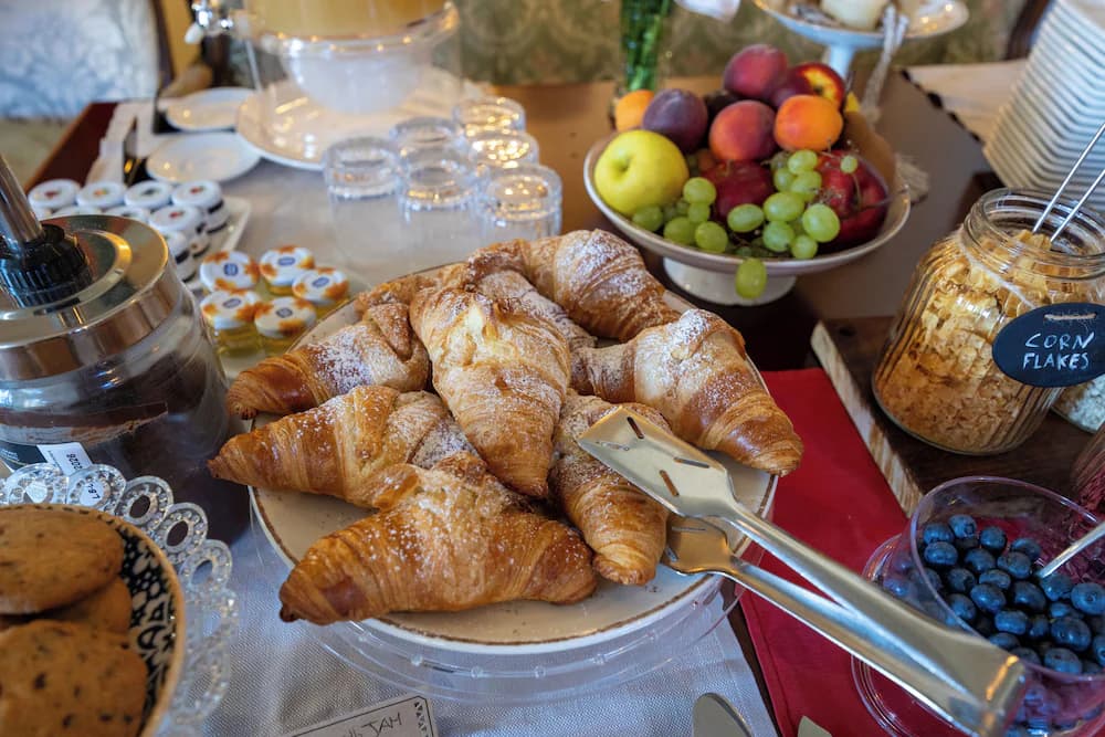 Breakfast meal