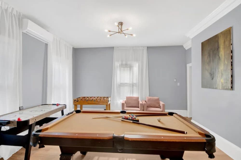 Game room