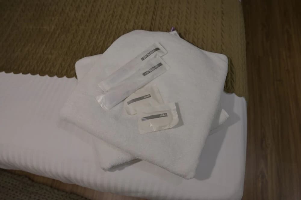 Bathroom amenities