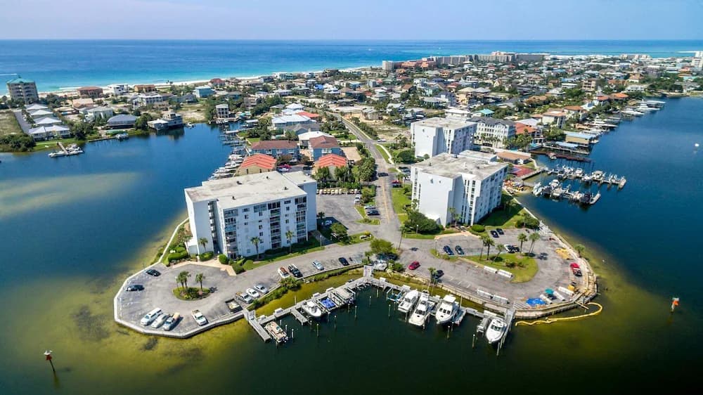 Marina
