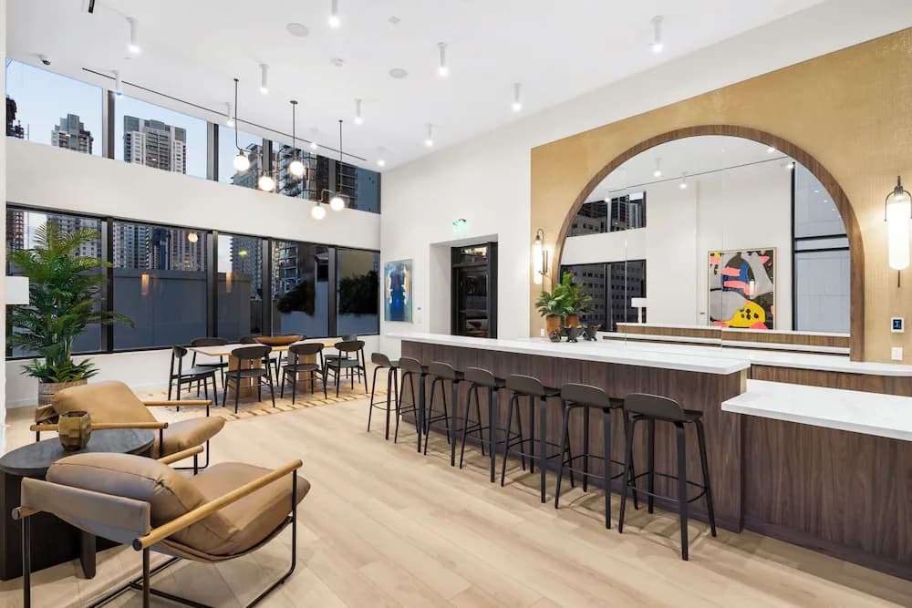 Lobby lounge
