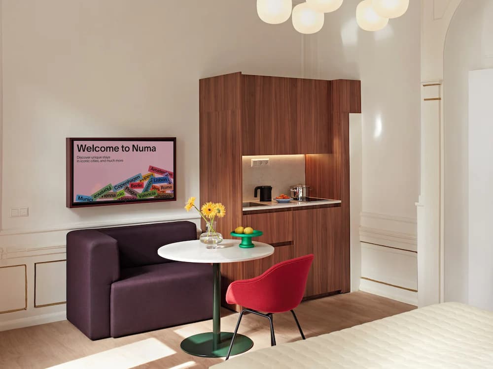 Private kitchenette