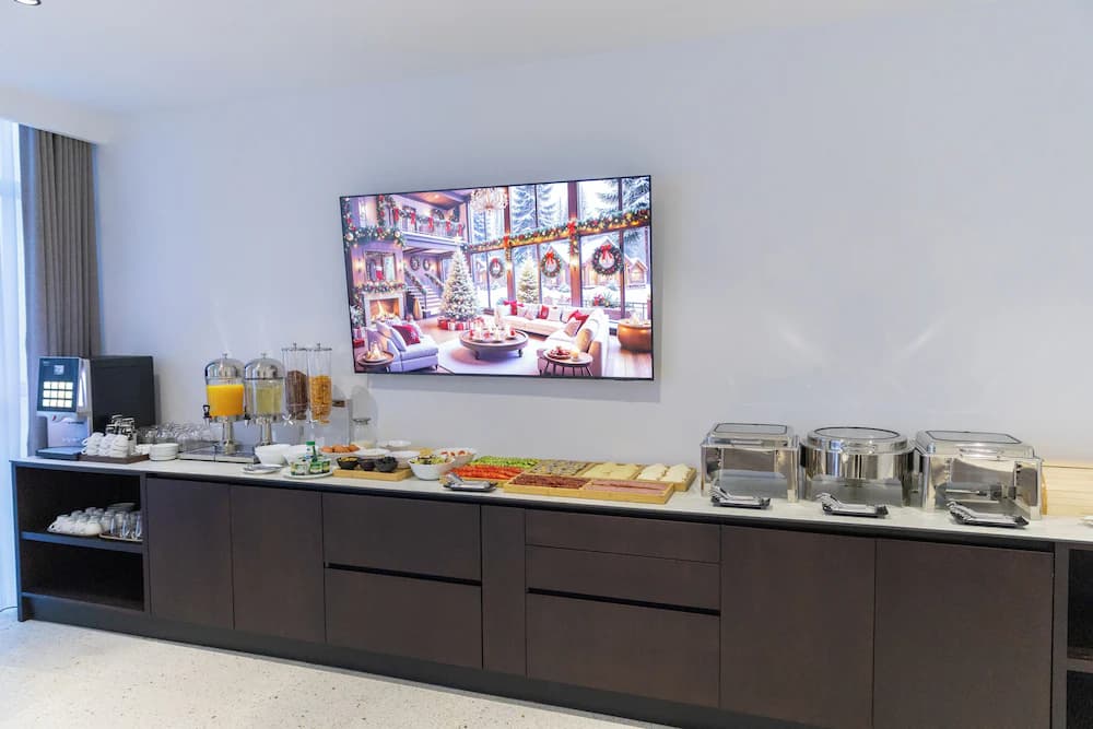 Breakfast buffet