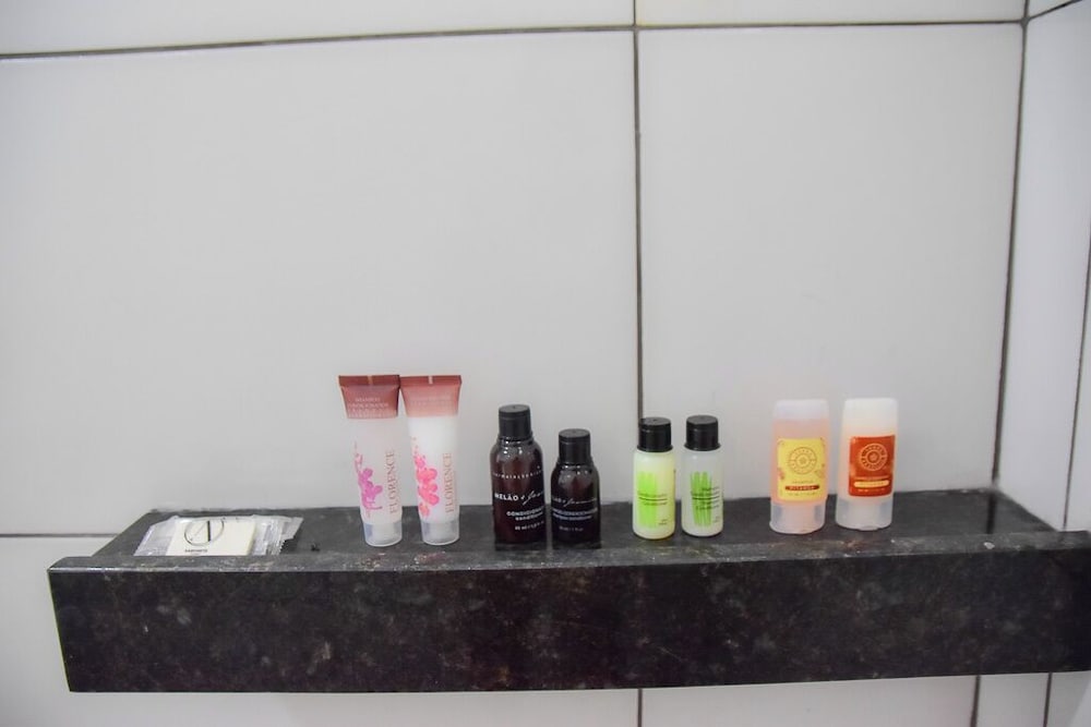 Bathroom amenities
