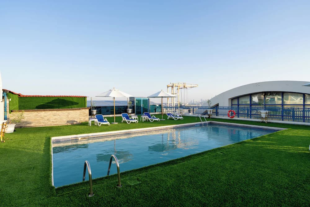 Rooftop pool