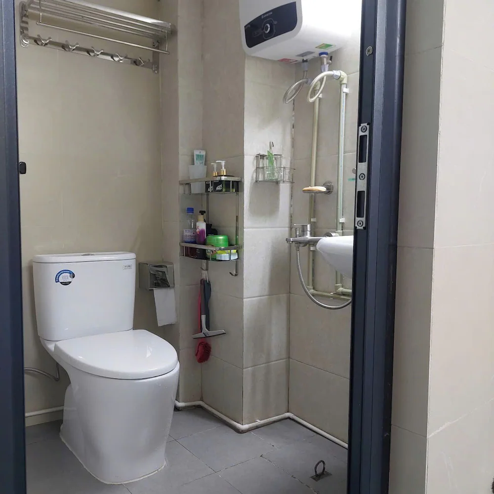 Bathroom shower