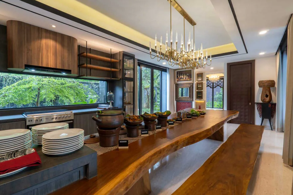 Private kitchenette