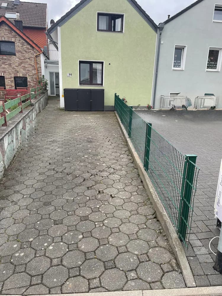 Primary image