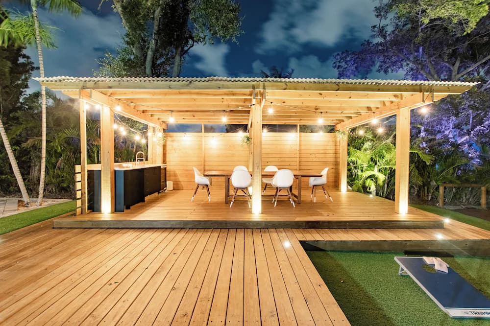 Sundeck