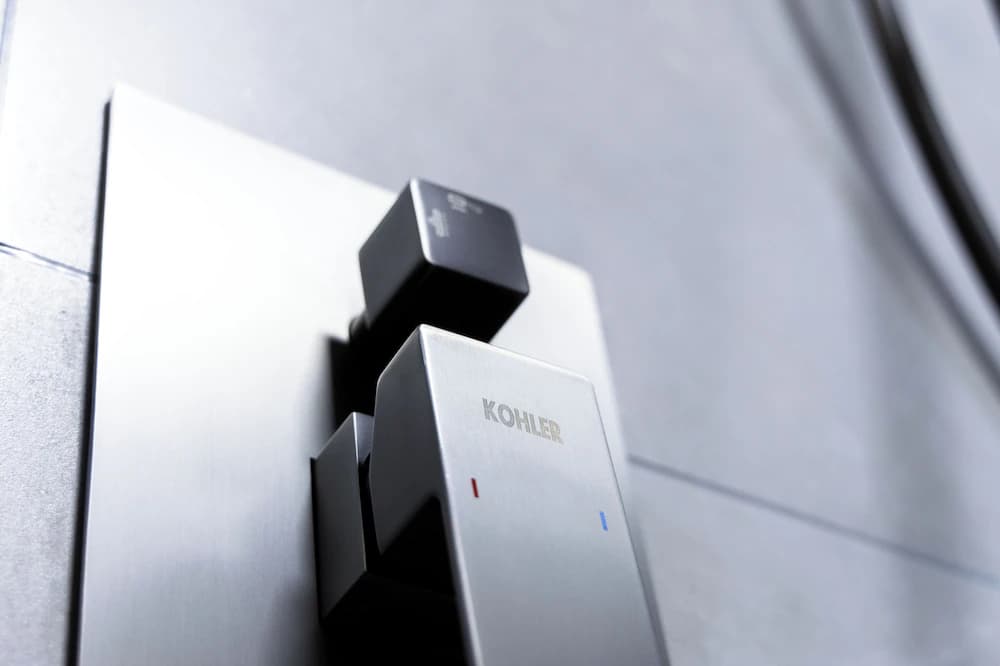 Hand-held showerhead