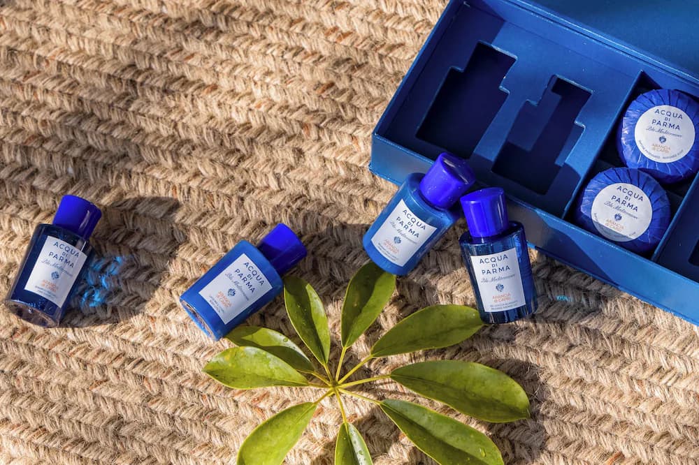 Bathroom amenities