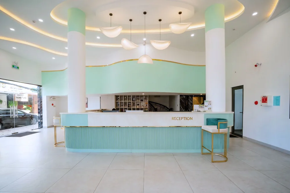 Reception hall