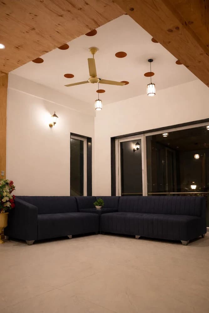 Reception hall