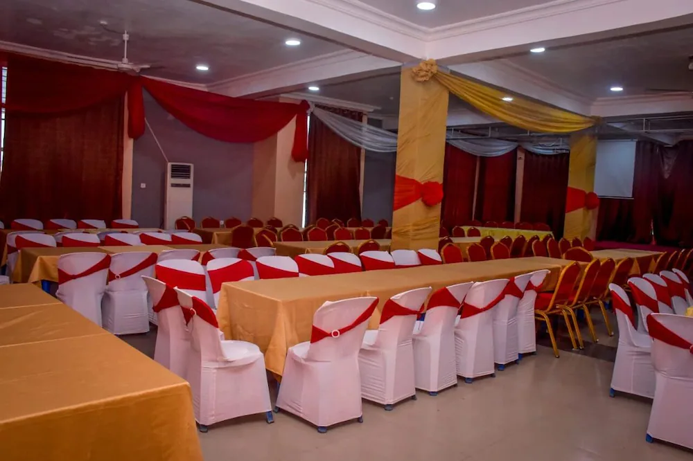 Banquet hall