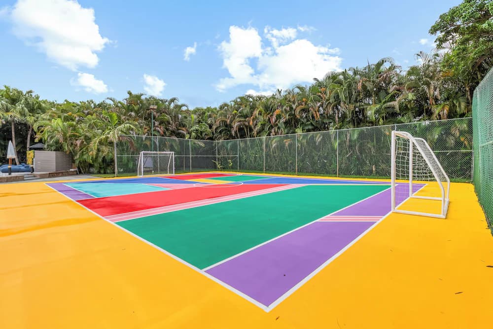 Sport court