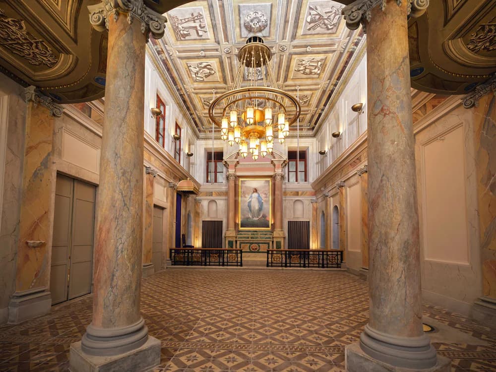 Primary image