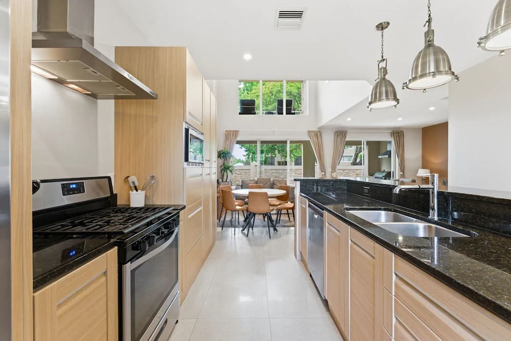 Private kitchen