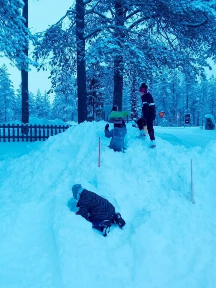 Snow and ski sports