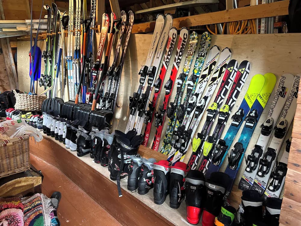 Snow and ski sports