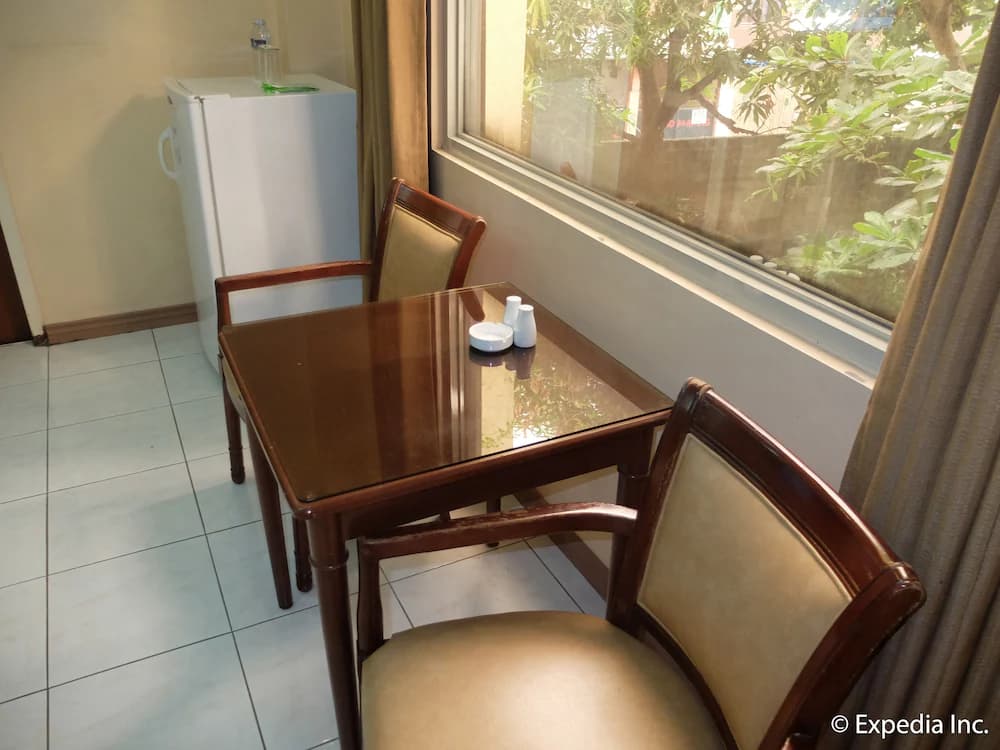 Room amenity
