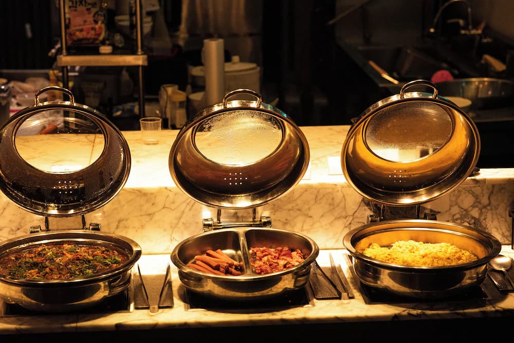 Breakfast buffet