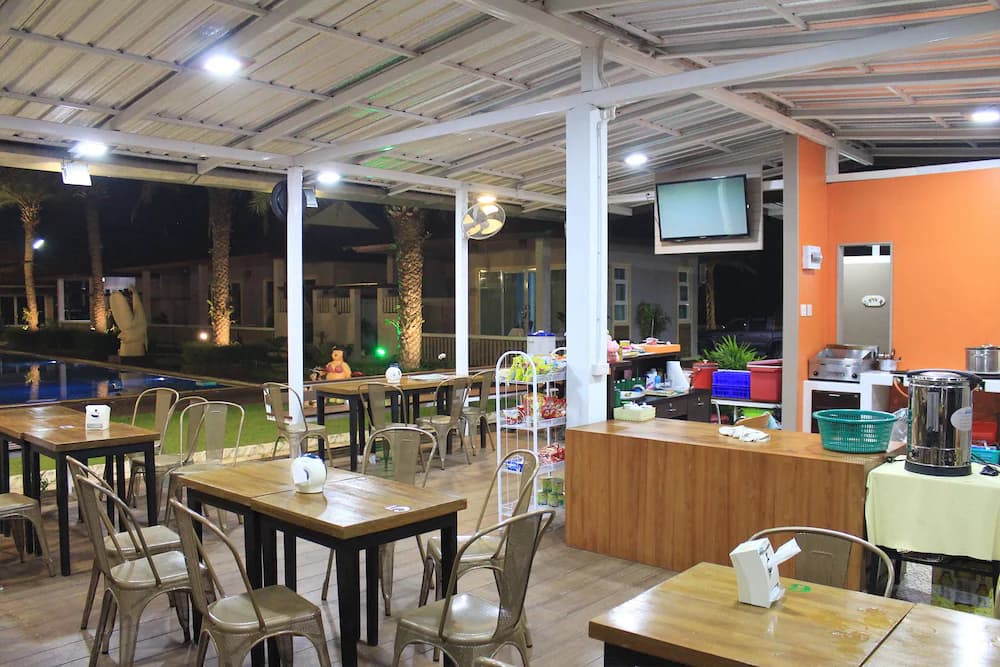 Coffee shop