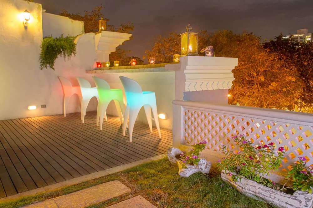 Pool waterfall