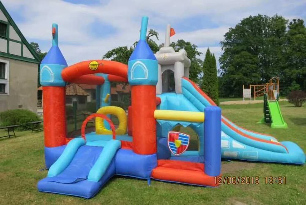 Children's play area - outdoor