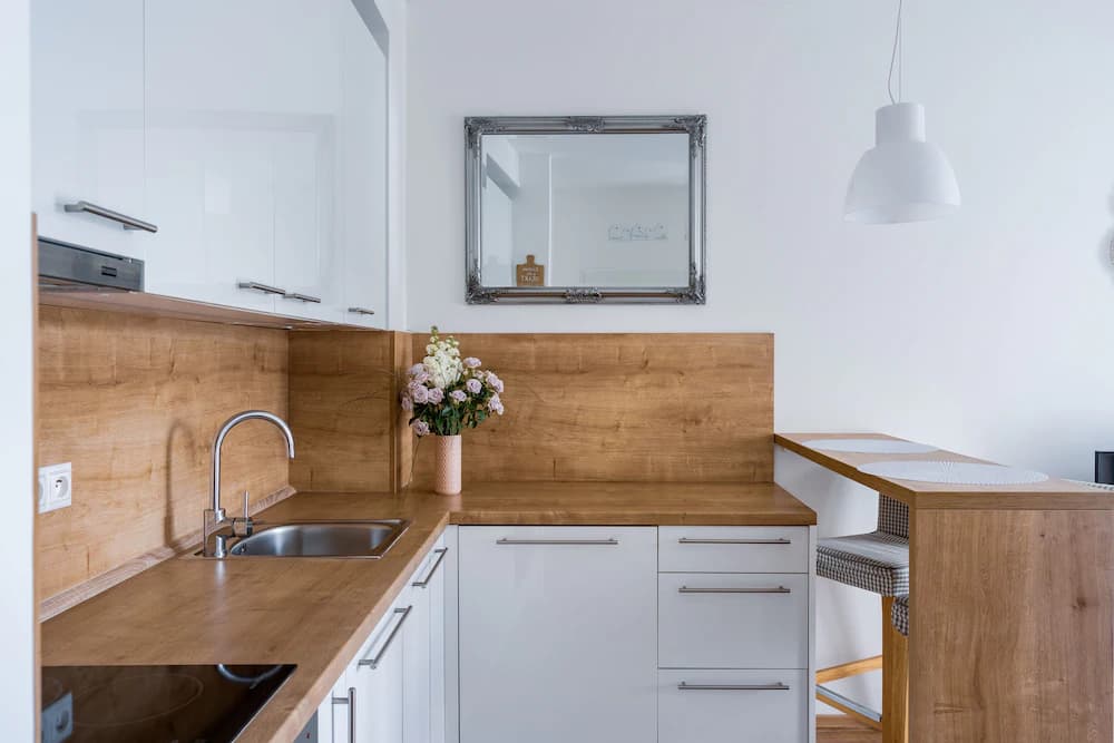 Private kitchenette
