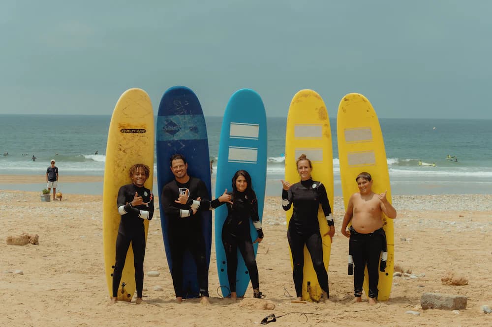 Surfing/boogie boarding