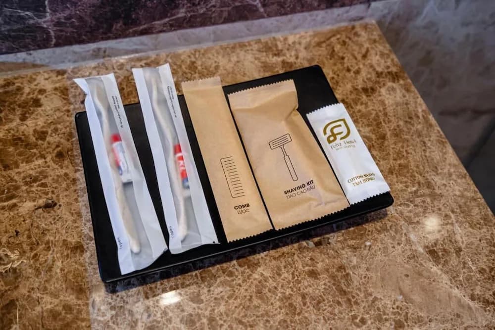Bathroom amenities