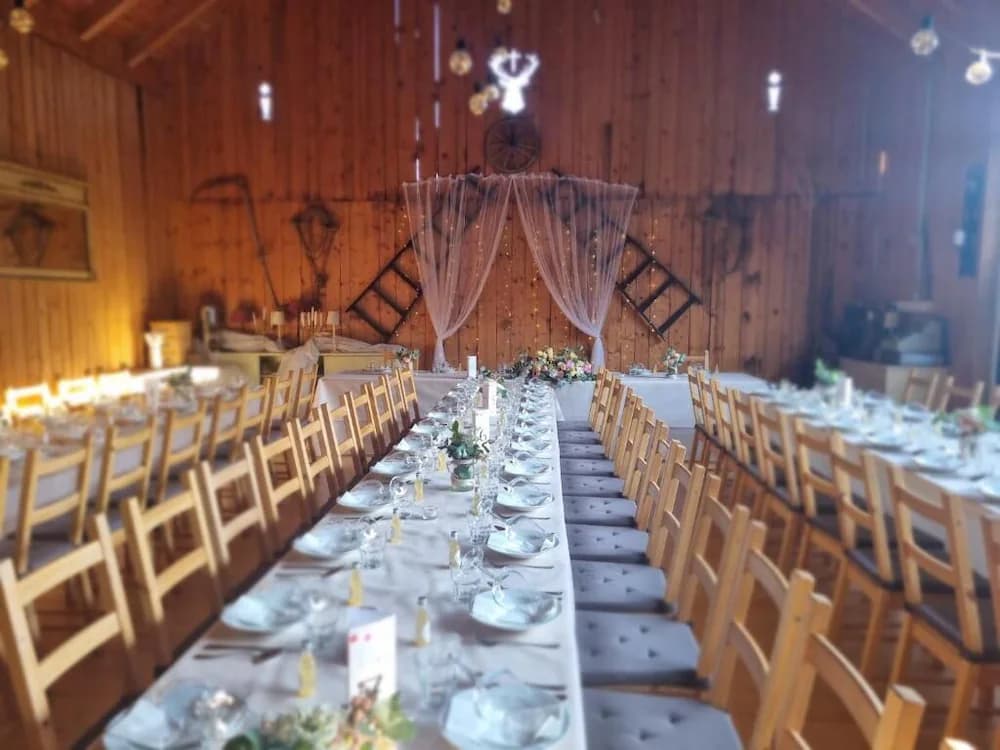 Banquet hall
