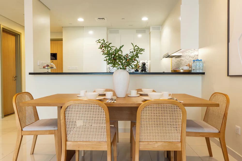In-room dining