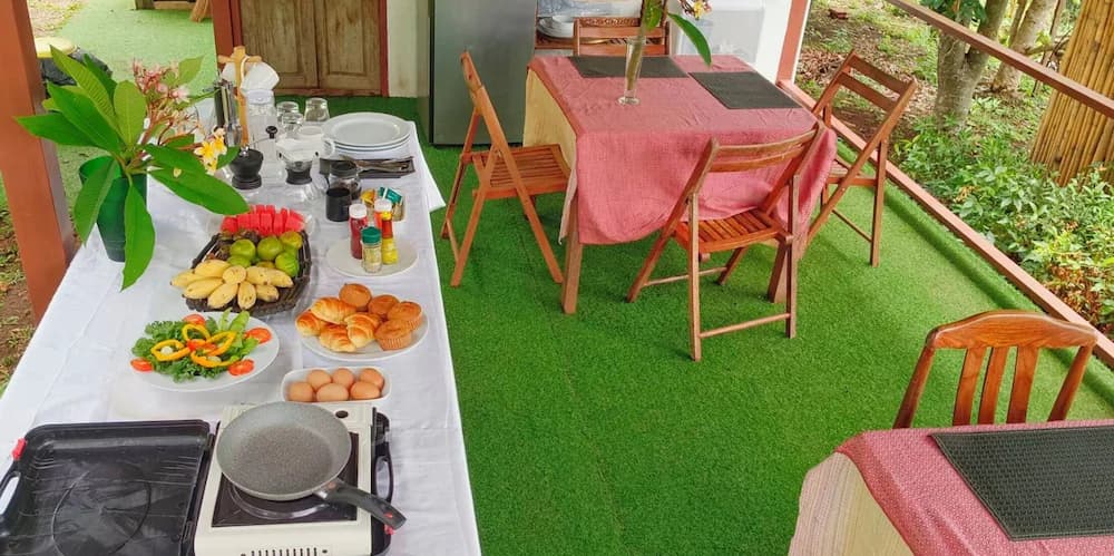 Breakfast area