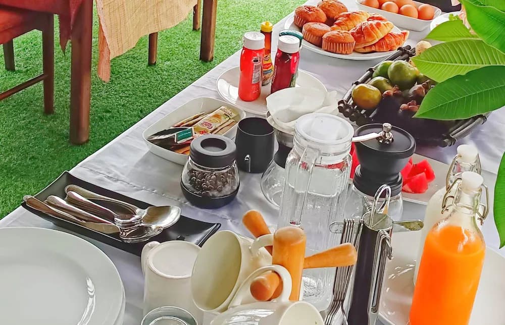 Breakfast buffet