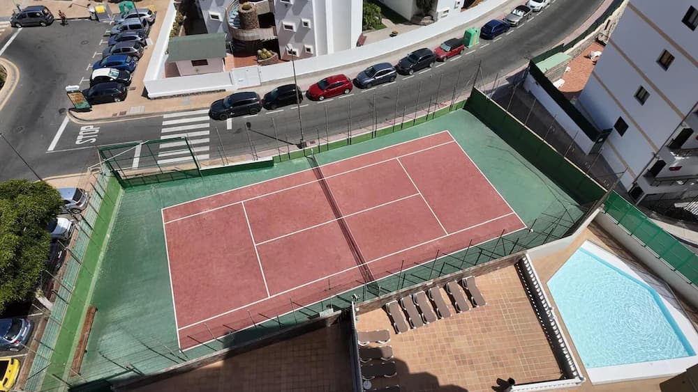 Sport court