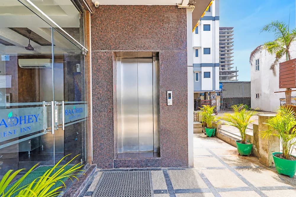 Elevator