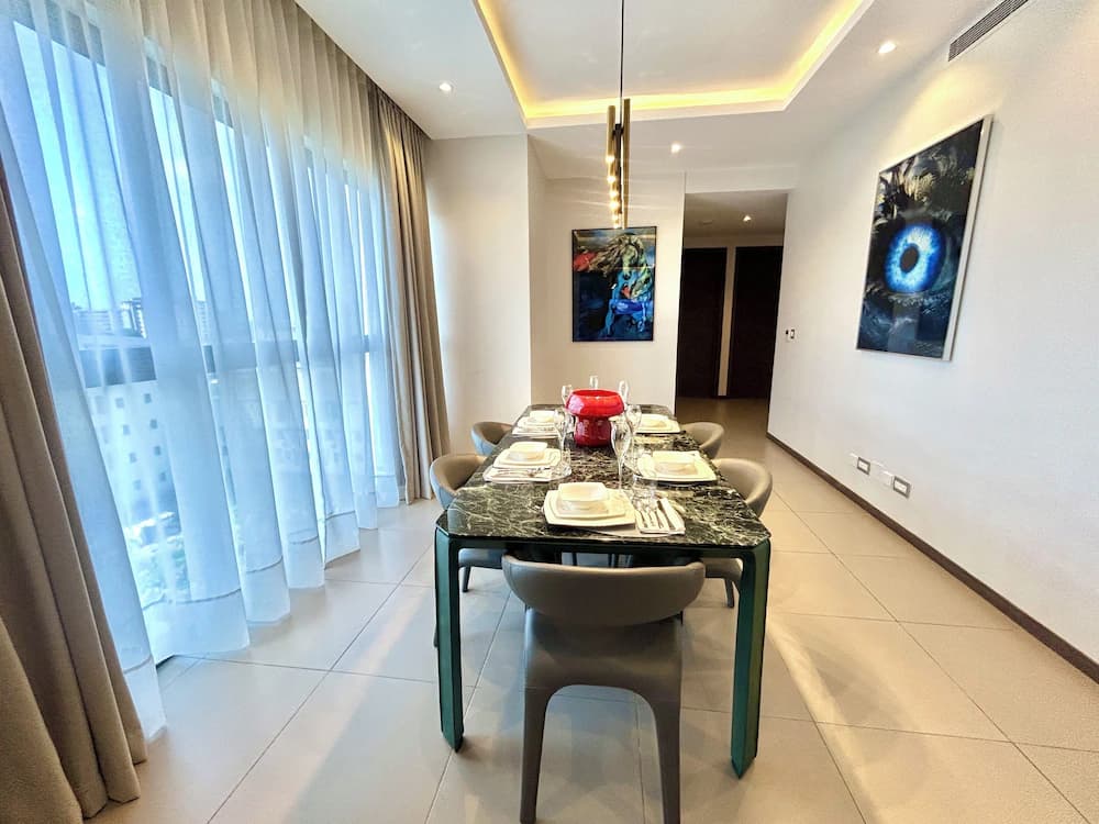 In-room dining