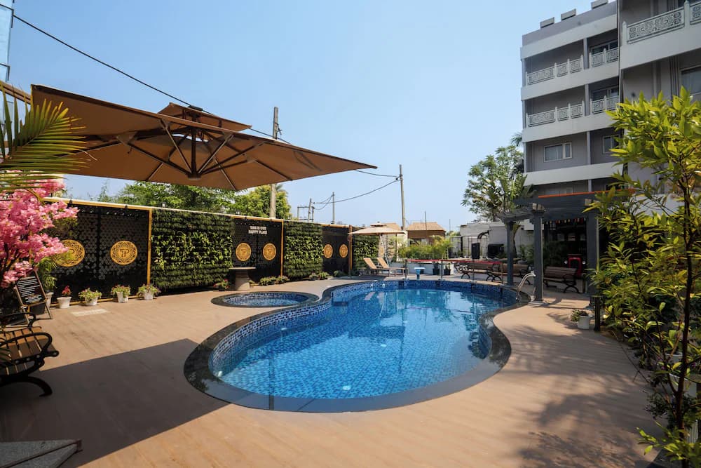 Outdoor pool