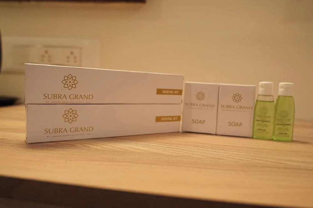 Bathroom amenities