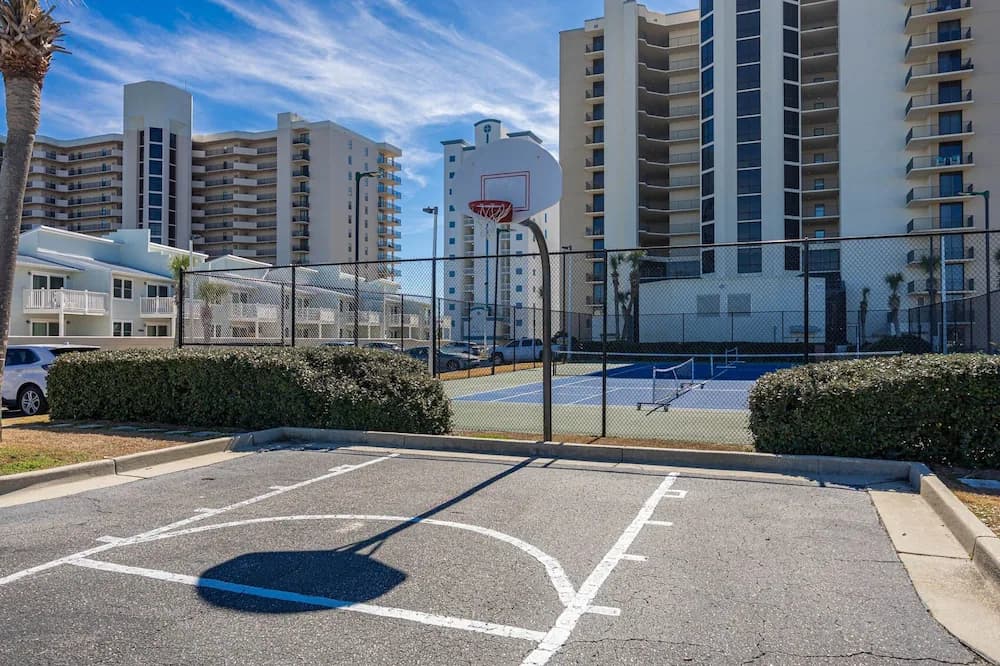 Sport court