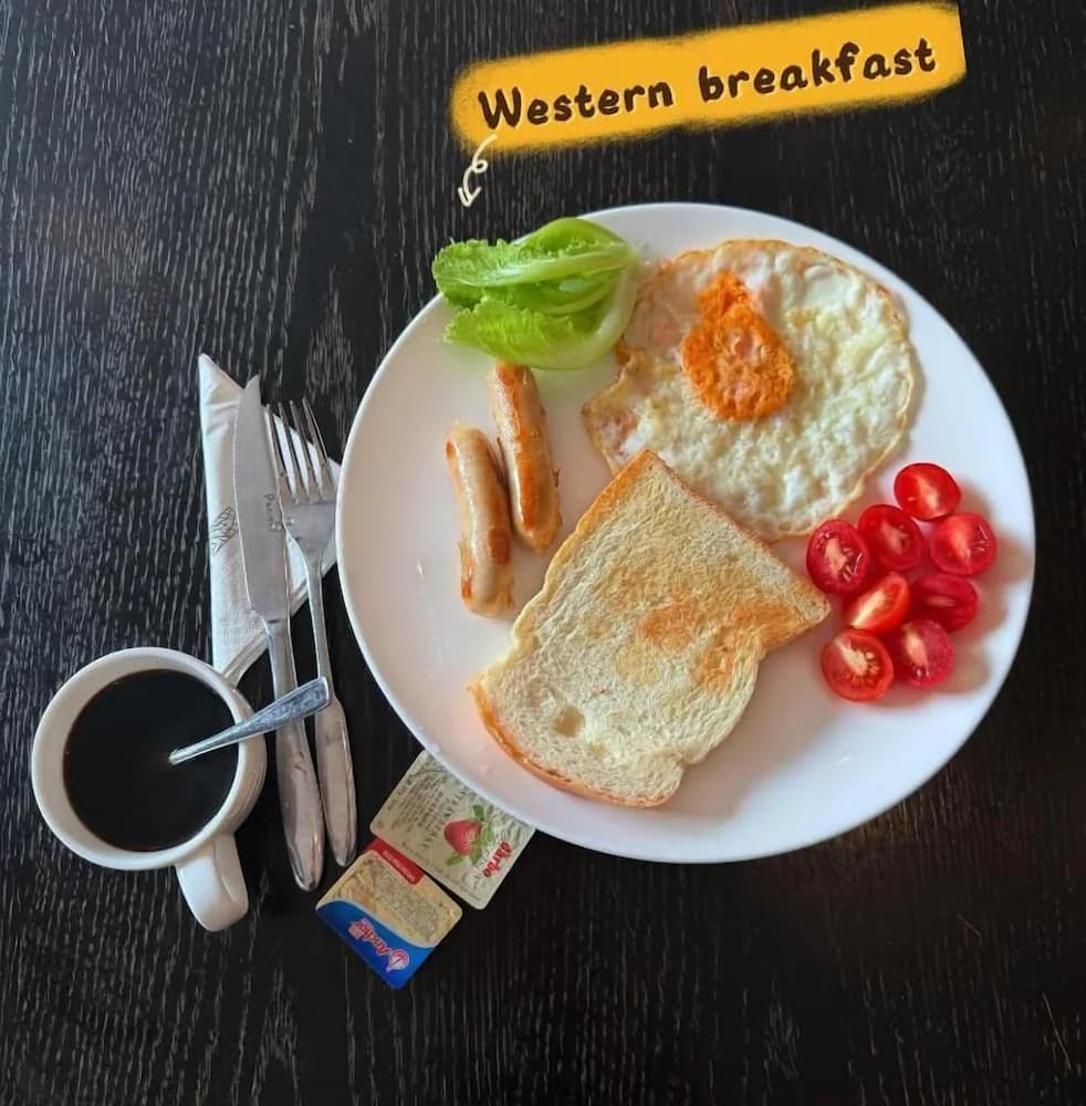 Breakfast meal