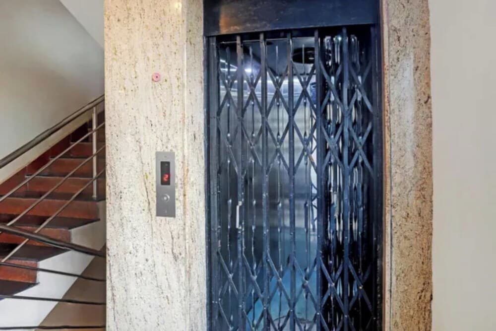 Elevator
