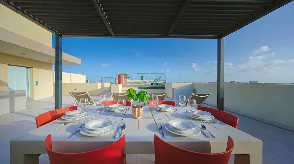 Sundeck