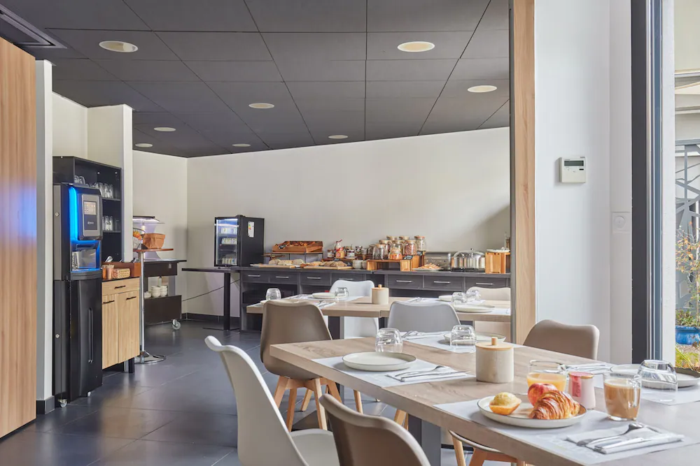 Breakfast buffet
