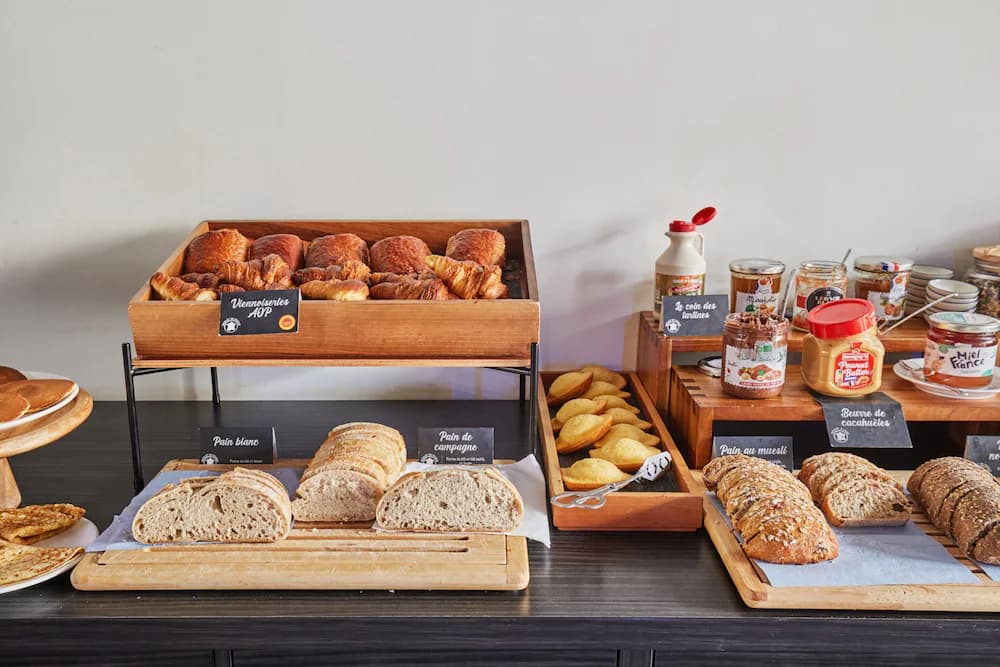 Breakfast buffet