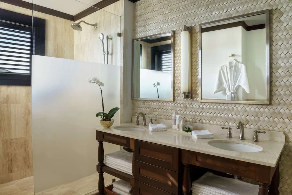 Bathroom shower
