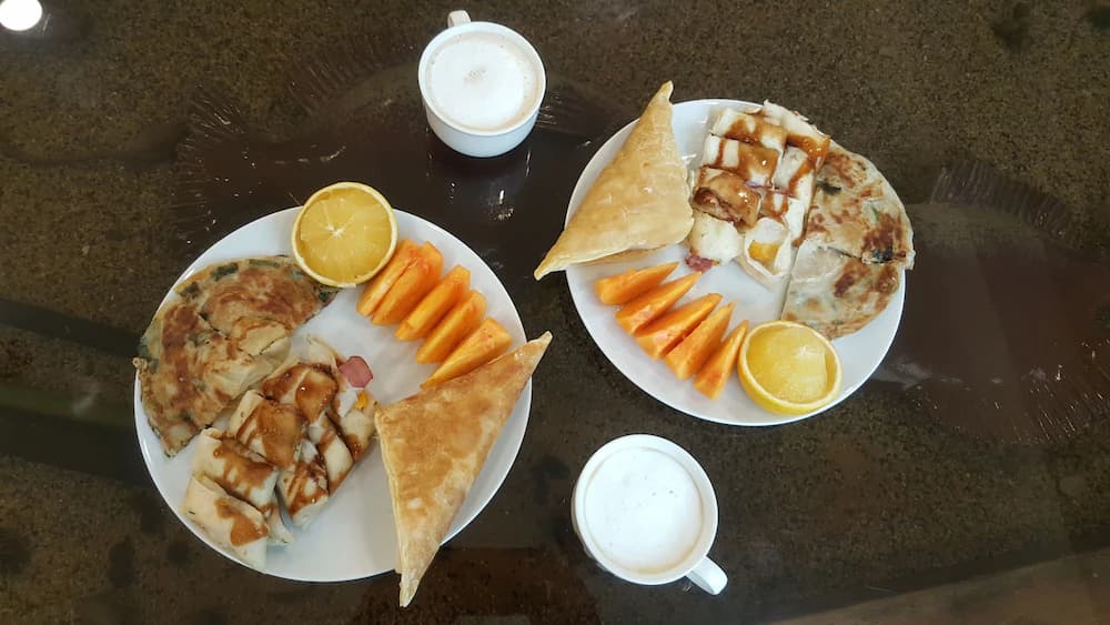 Breakfast meal