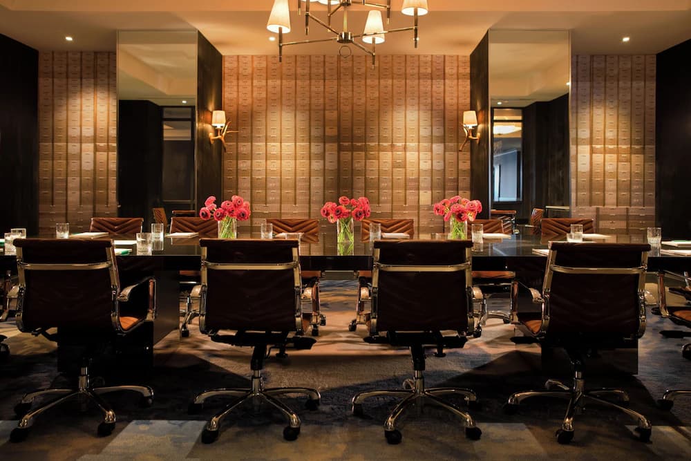 Meeting facility
